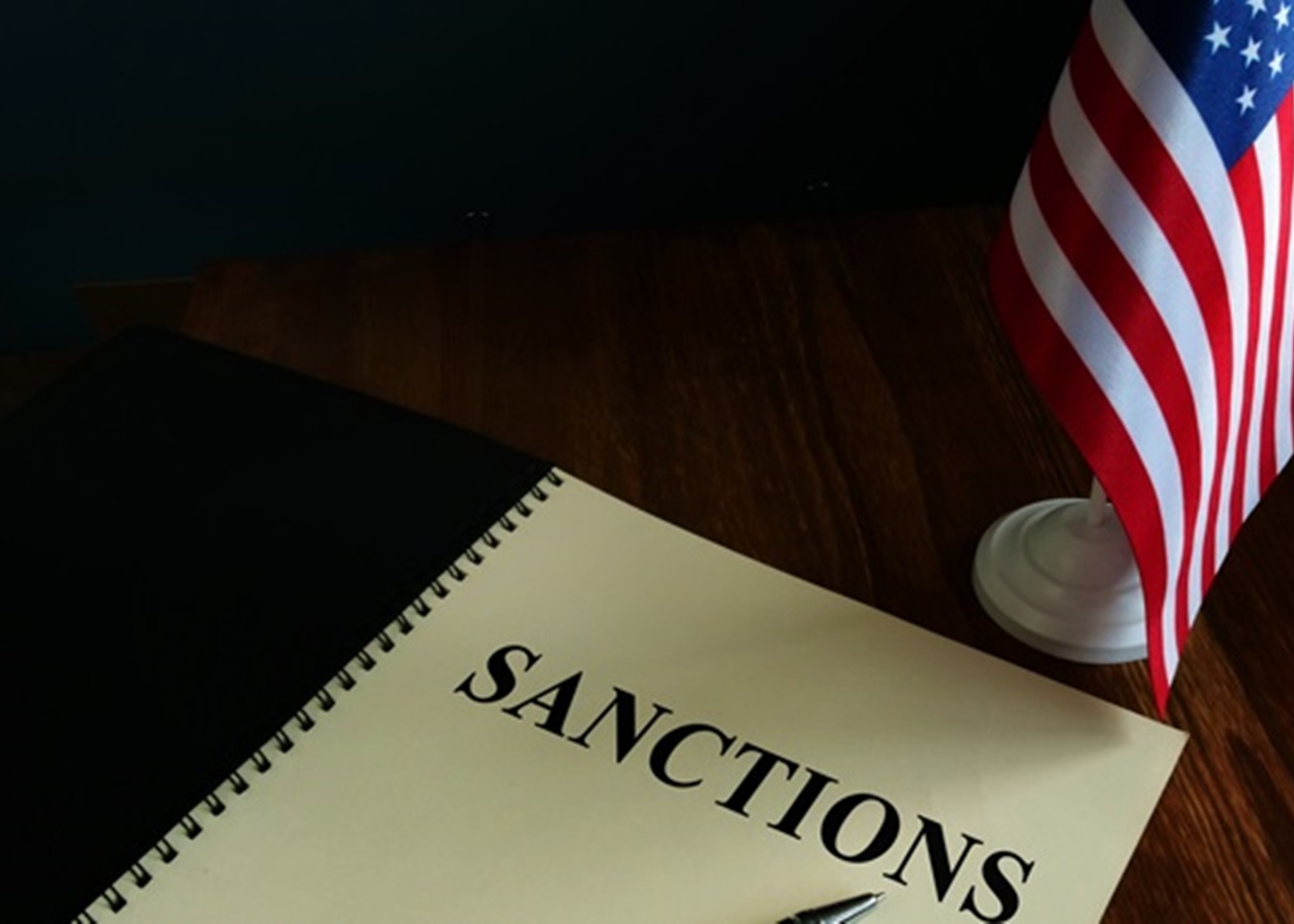 США запровадили рекордні санкції проти нафтової мережі Ірану