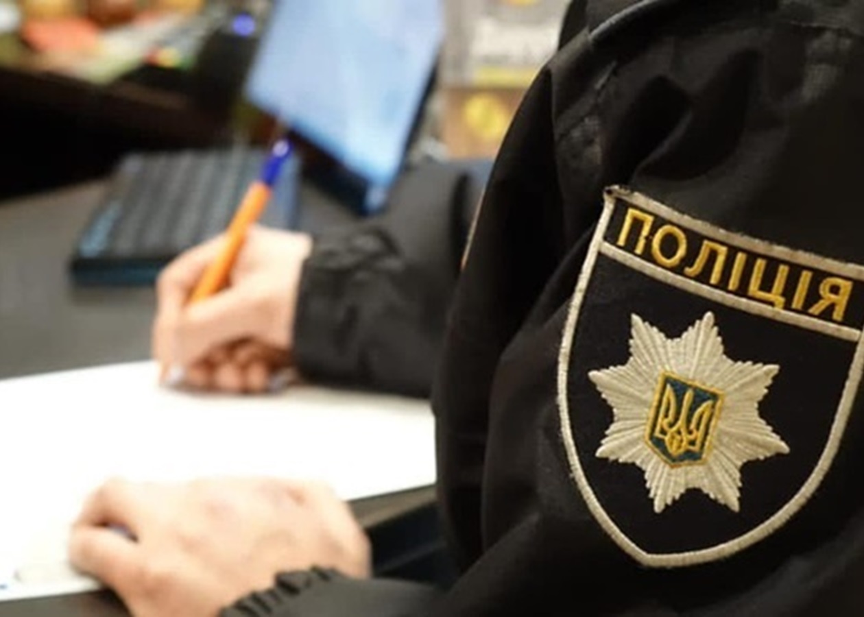 В Полтаві охоронця школи звинувачують у розбещенні неповнолітньої