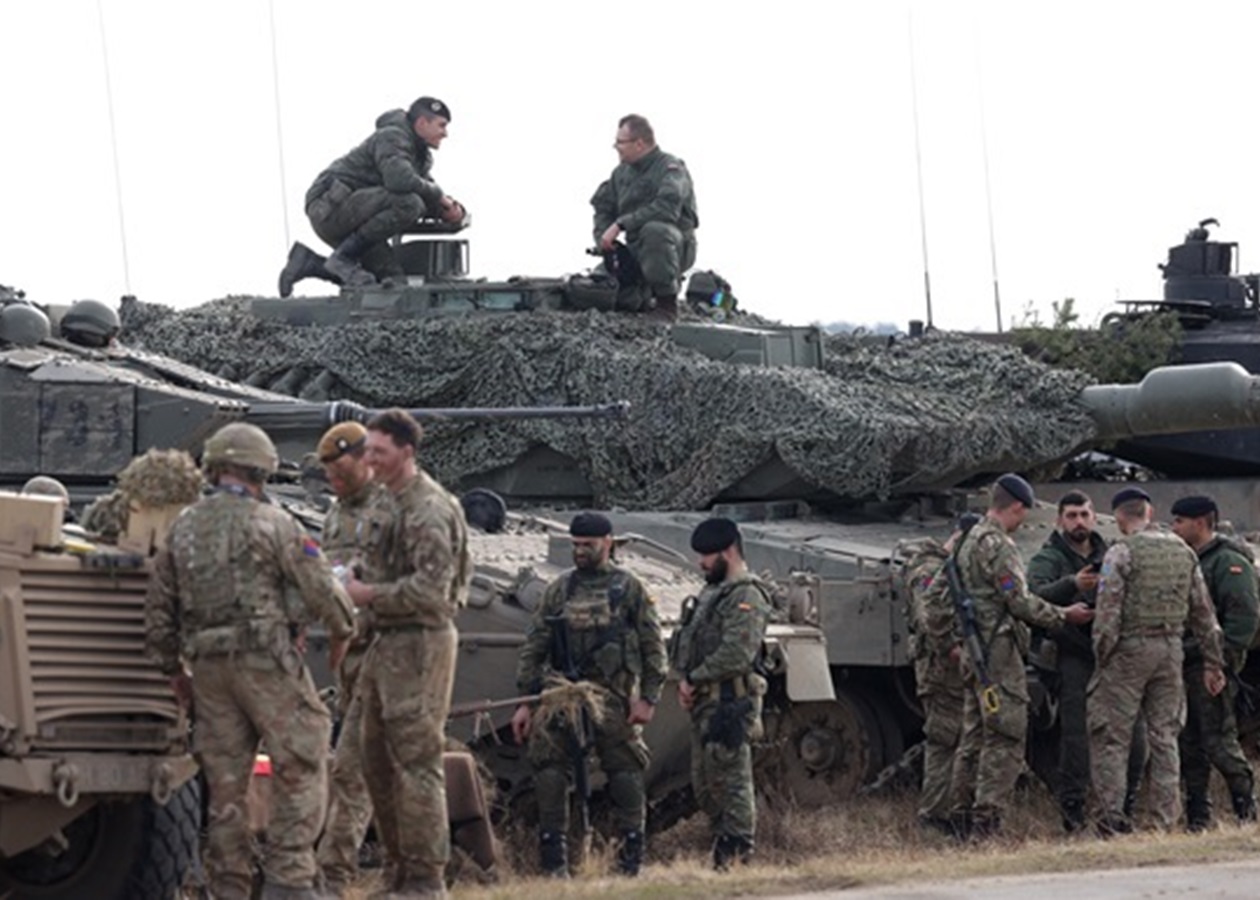 НАТО пришвидшить строки перекидання військ до кордонів з РФ