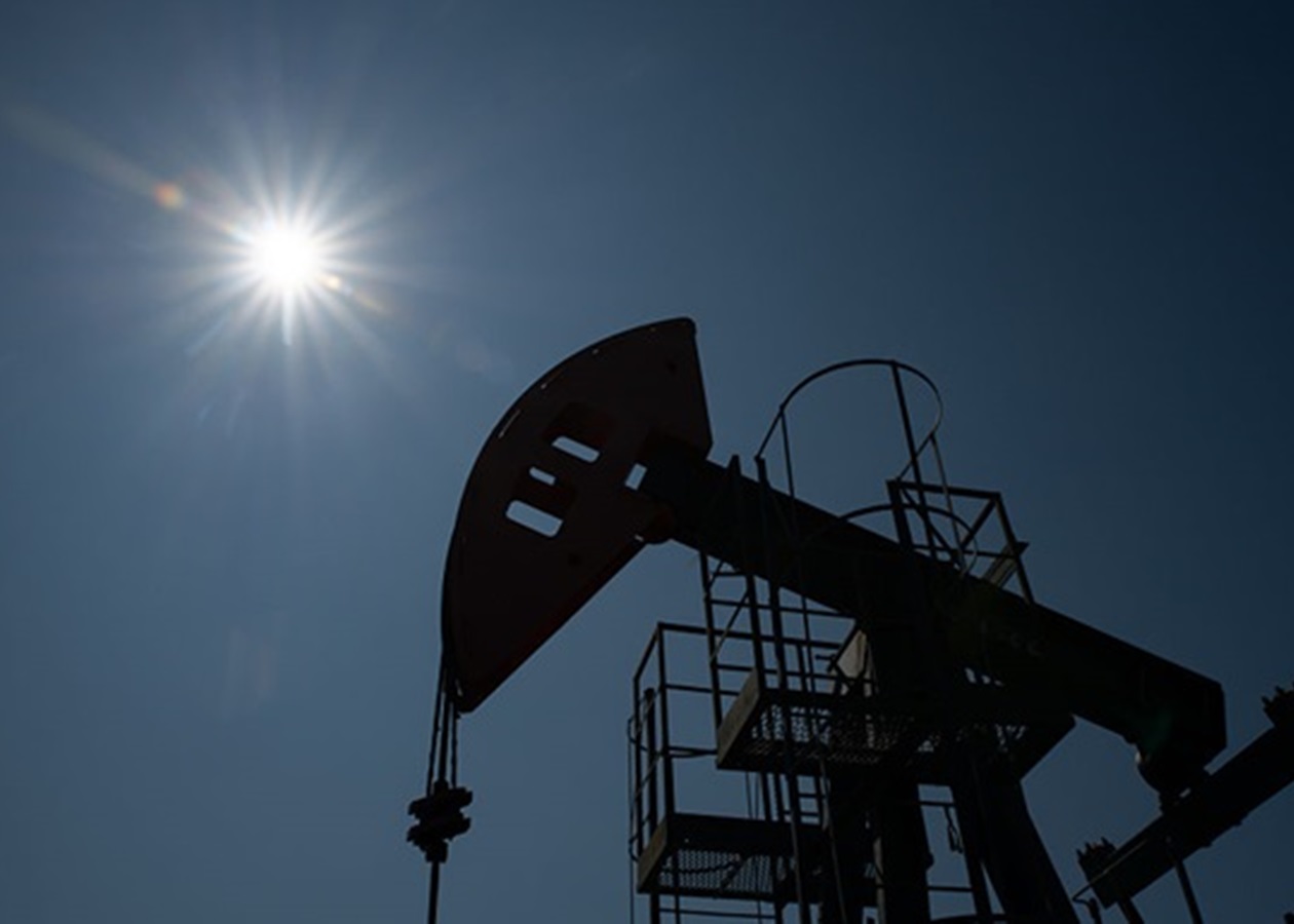 Ціни на нафту у світі почали зростати після місячного мінімуму