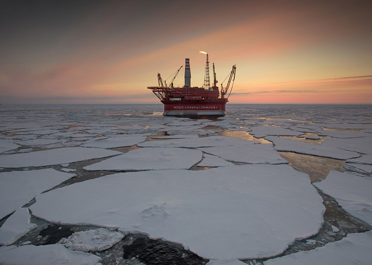 Нафтові компанії Росії змушені скорочувати обсяги буріння - ЗМІ