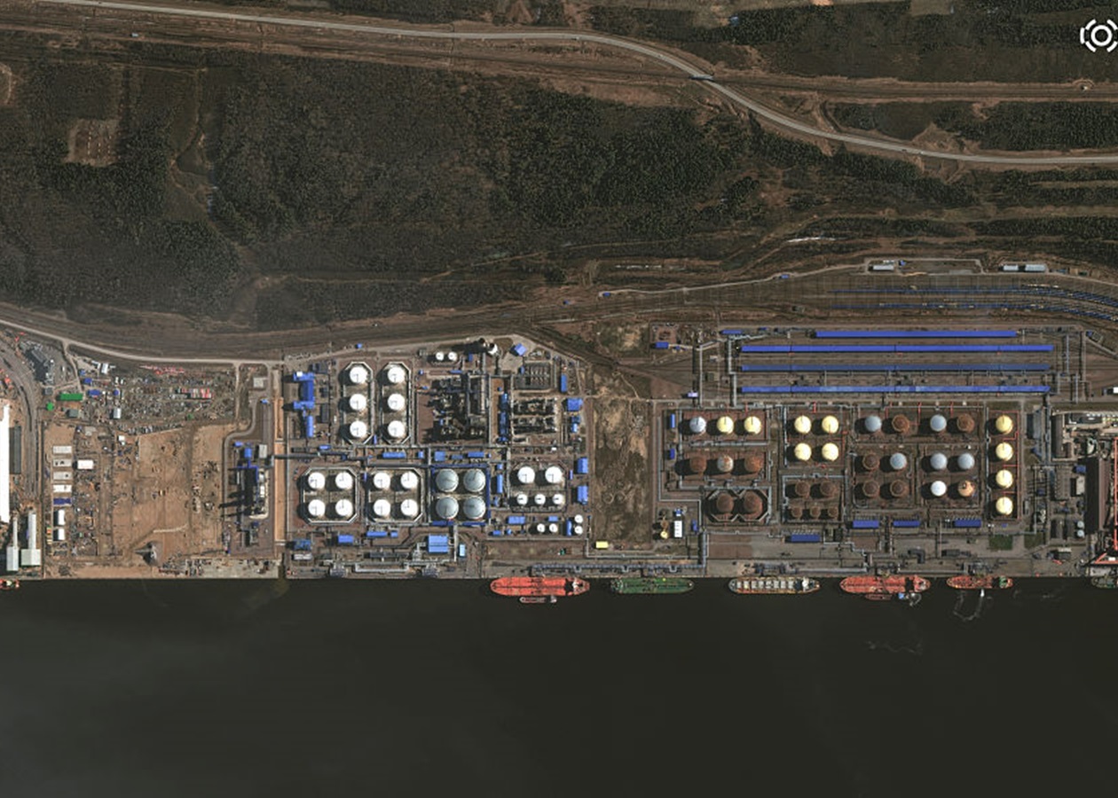 Українські дрони паралізували експорт нафти РФ із Балтійських портів - ЗМІ