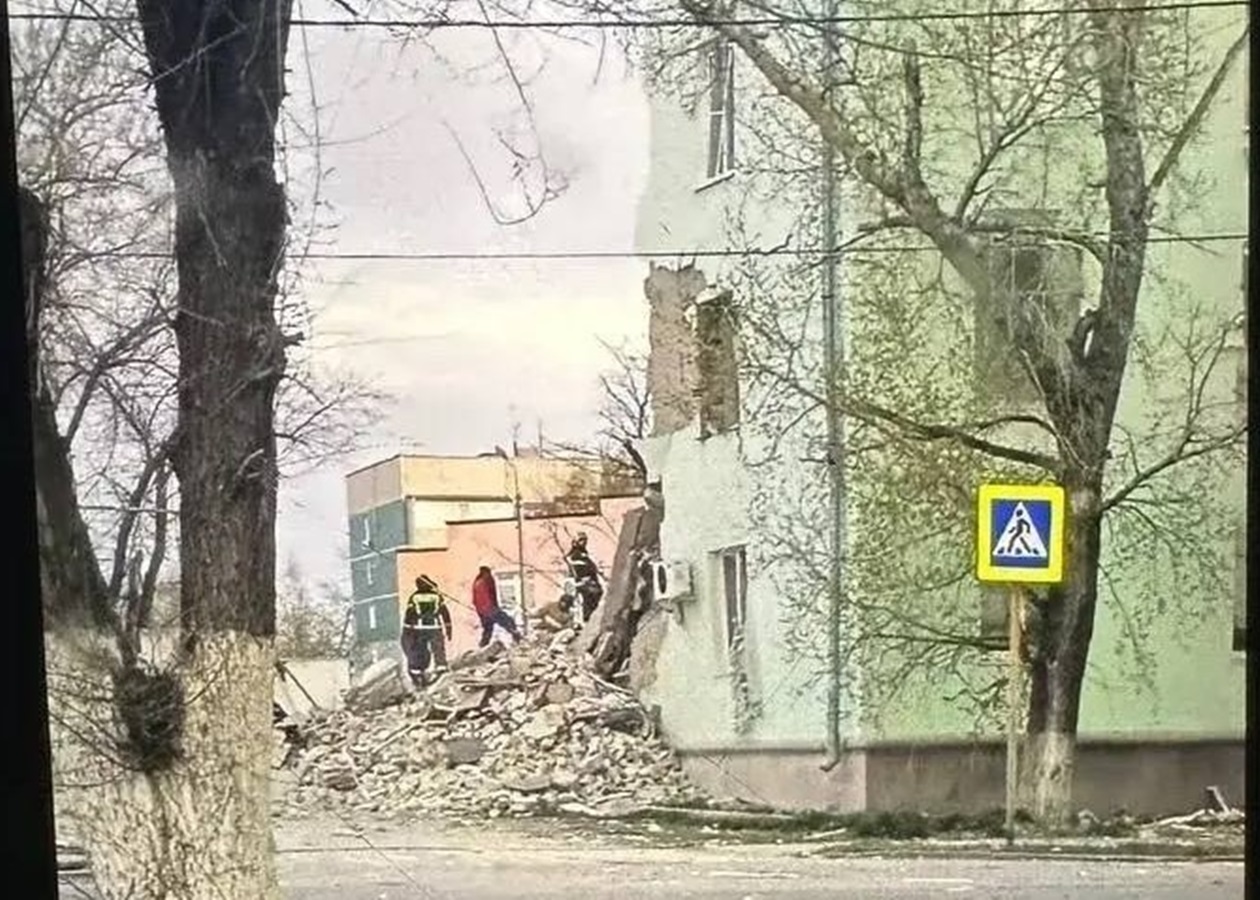 Російську Сизрань атакували безпілотники - пабліки